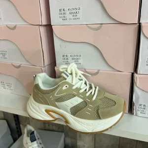 CHW 6352 Damsneakers