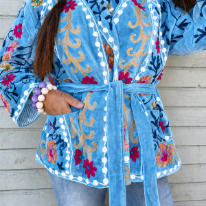 Suzzie Broderad Sammetsjacka i bomull Blå – Suzani Jacket